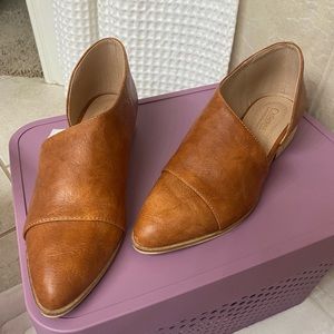 Brown leather d’orsay loafers